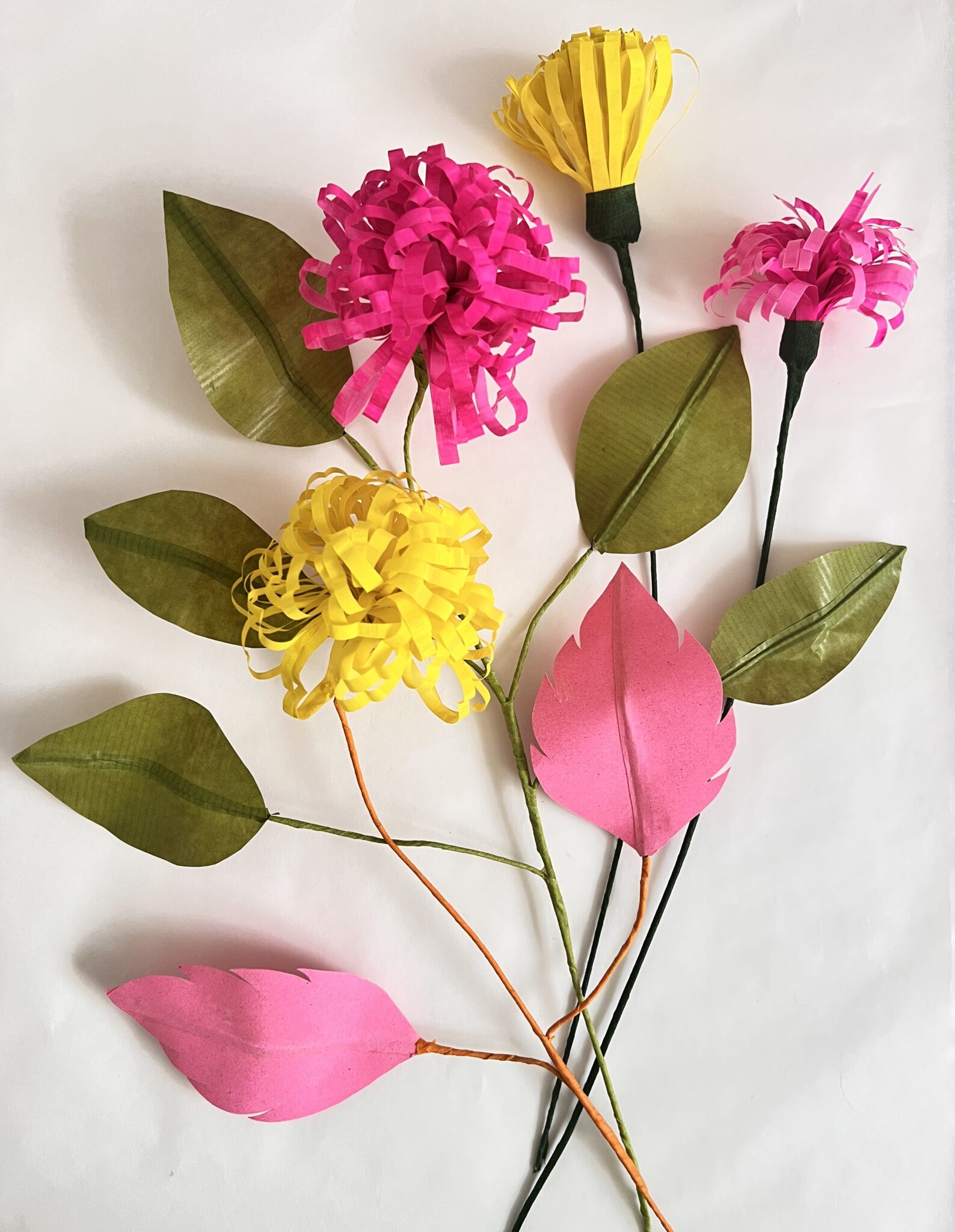 10/20 WORKSHOP: Paper Flowers with Momoca